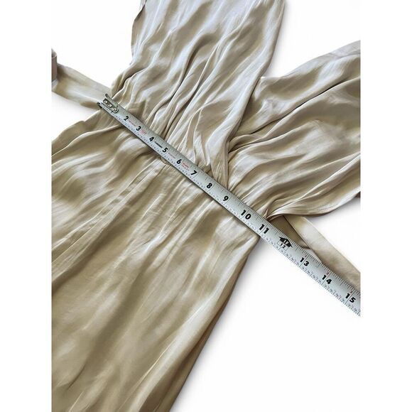 NWOT EXPRESS Women’sSatin Flutter Sleeve Culotte Jumpsuit Champagne Color Sz XXS - Picture 3 of 9